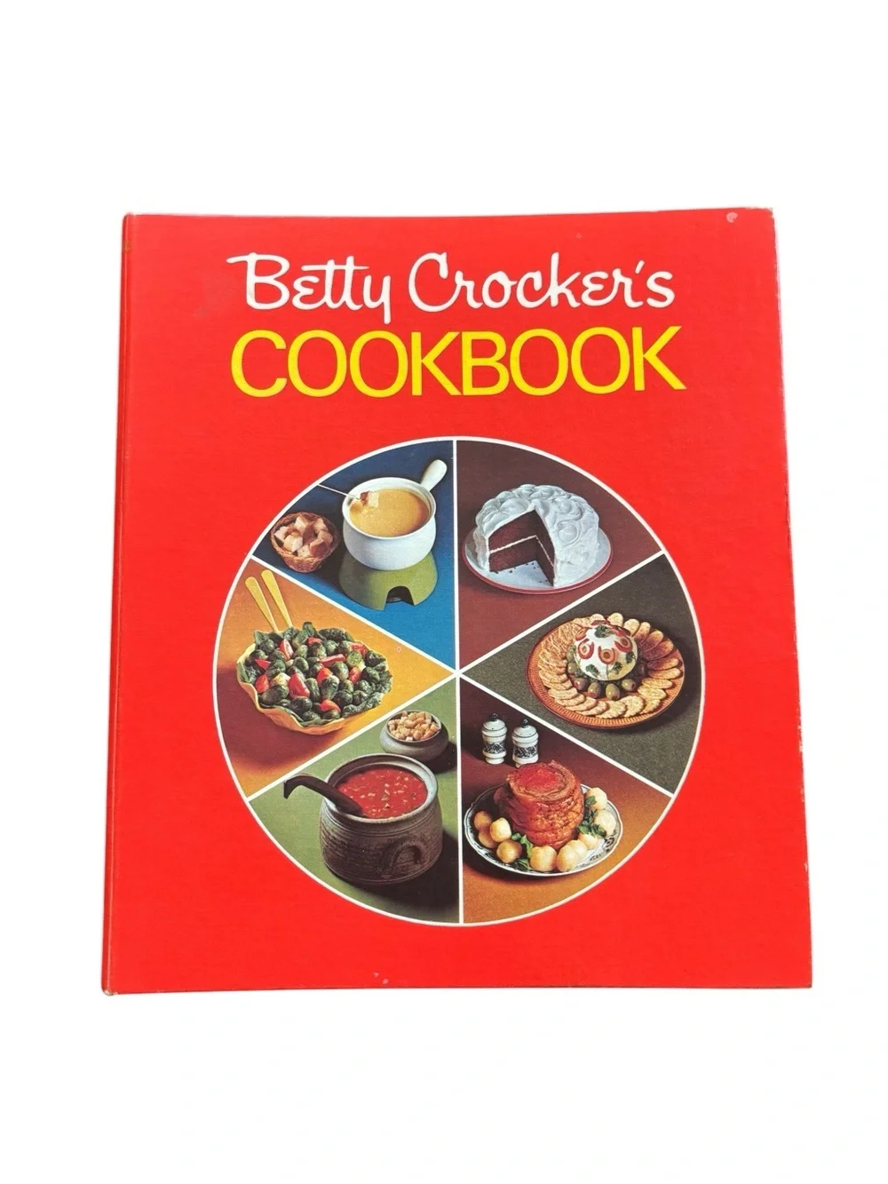 VTG Betty Crocker Cookbook Hardcover Ring Binder Pie Cover 1969 First Printing